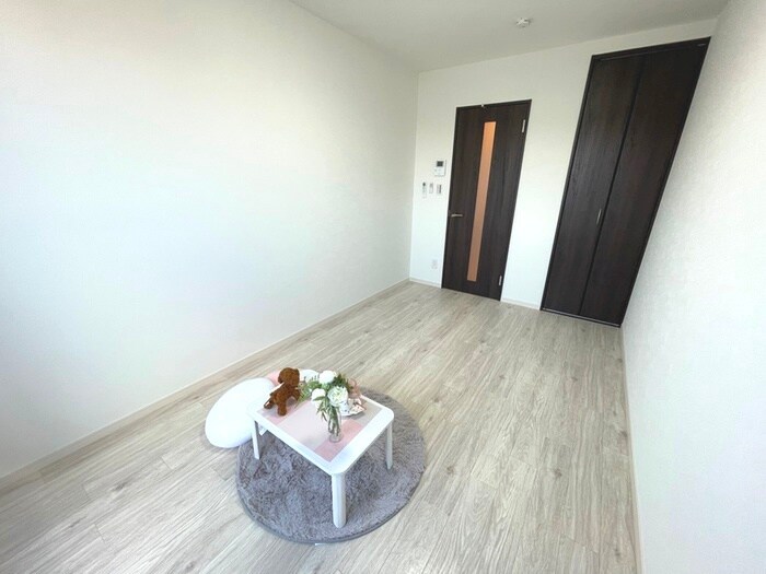 物件内観写真8　(居室)