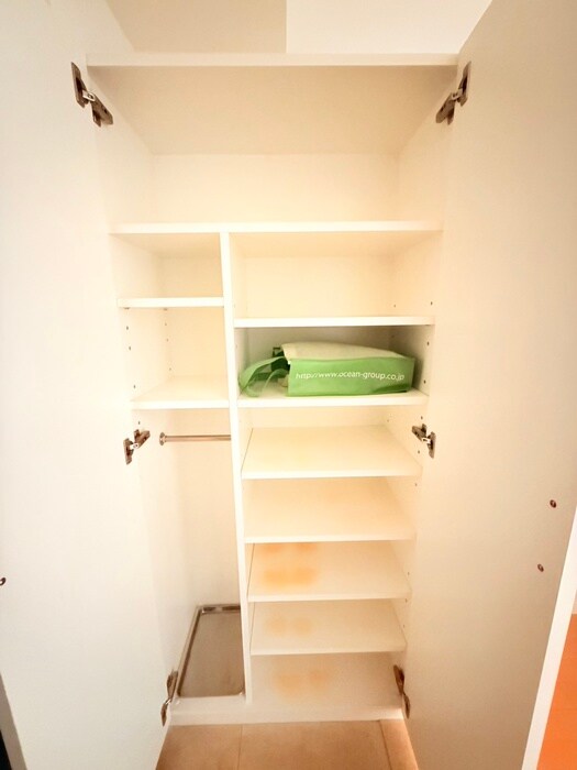 物件内観写真16　(靴箱)