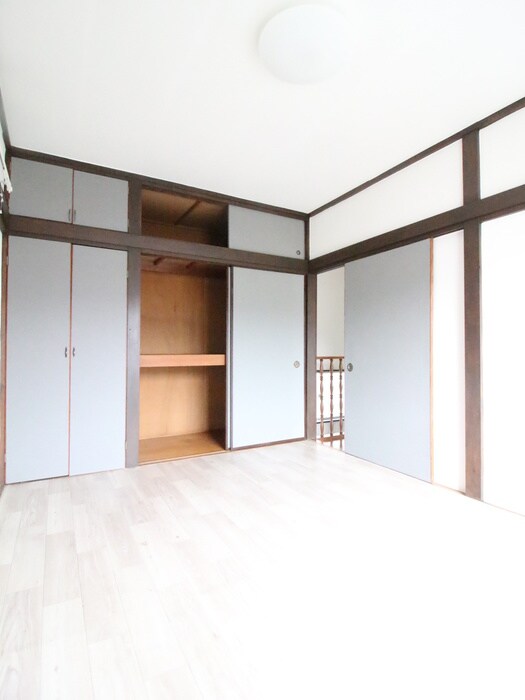 物件内観写真10　(居室)