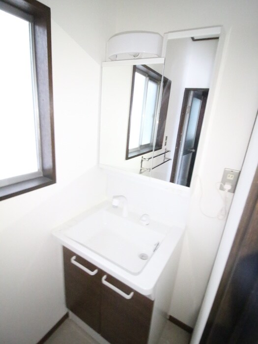 物件内観写真14　(洗面)
