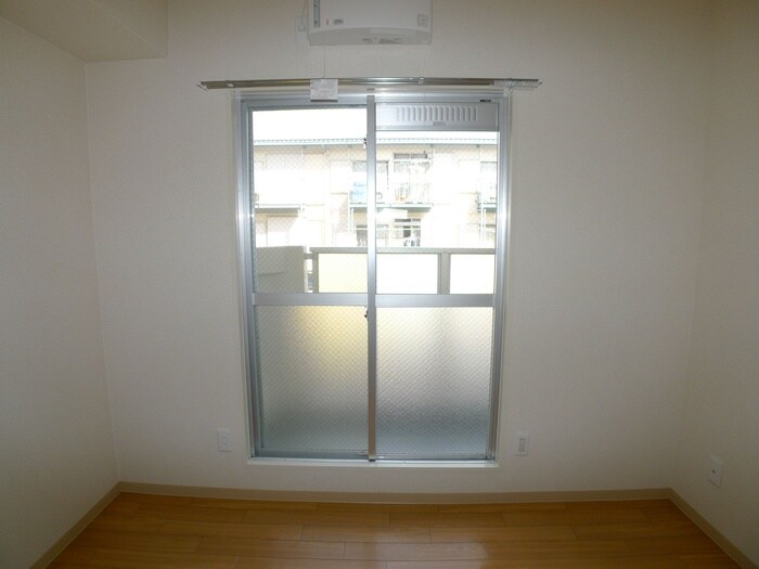 物件内観写真12　(居室)