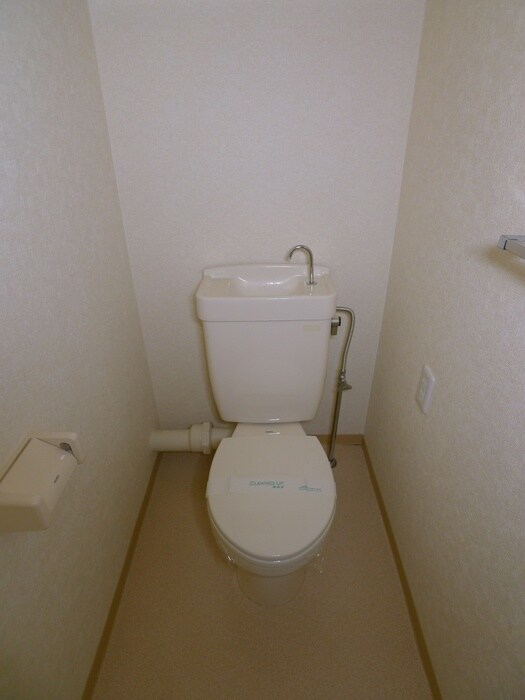 物件内観写真17　(トイレ)