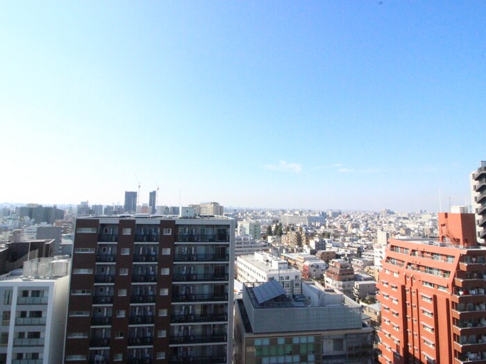 物件内観写真22　(室内からの展望)