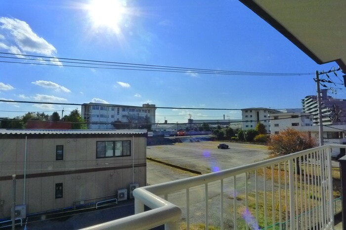 物件内観写真22　(室内からの展望)