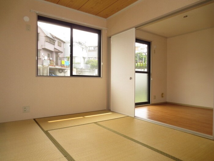 物件内観写真10　(居室)