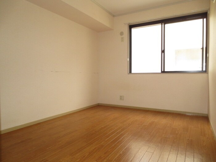 物件内観写真12　(居室)