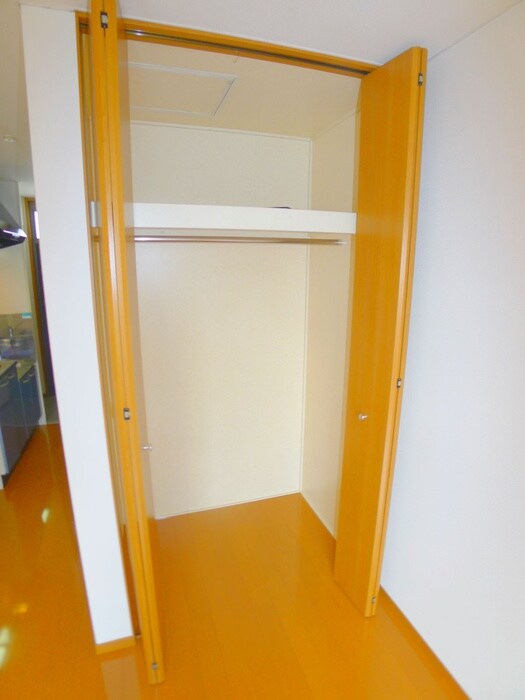 物件内観写真12　(収納)