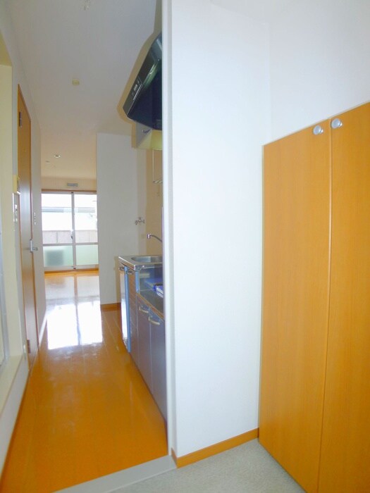 物件内観写真18　(廊下)