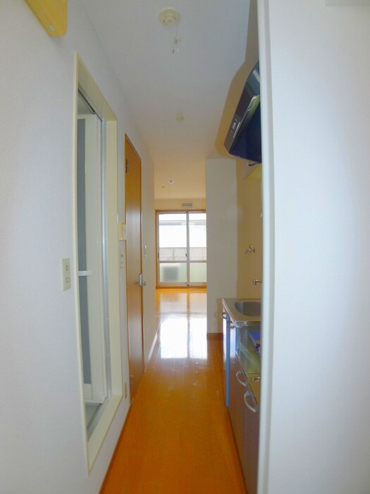 物件内観写真19　(廊下)