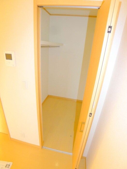 物件内観写真12　(室内からの展望)