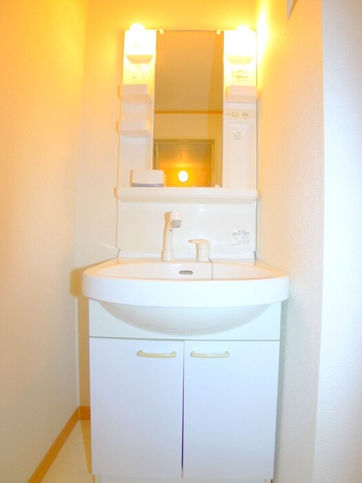 物件内観写真13　(洗面)