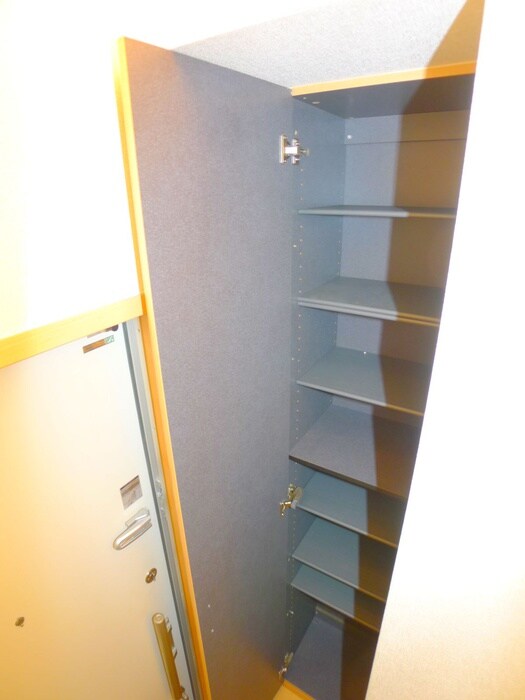 物件内観写真17　(靴箱)