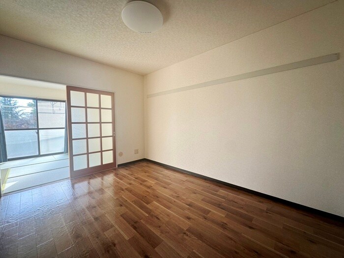 物件内観写真7　(居室)