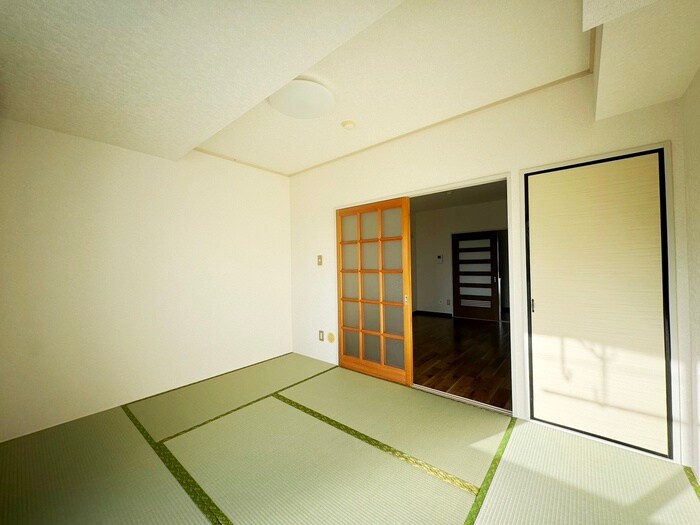 物件内観写真11　(居室)