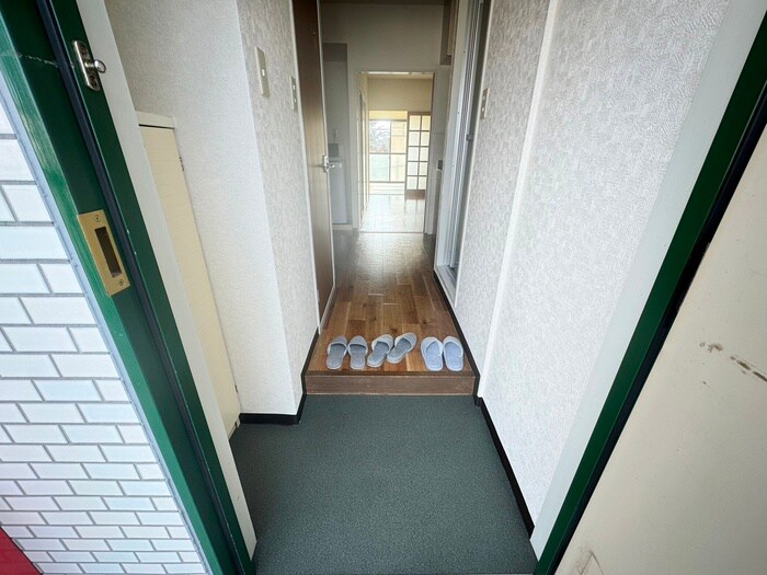 物件内観写真22　(玄関)