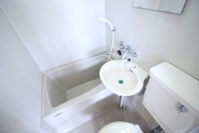 物件内観写真12　(バス／シャワールーム等)