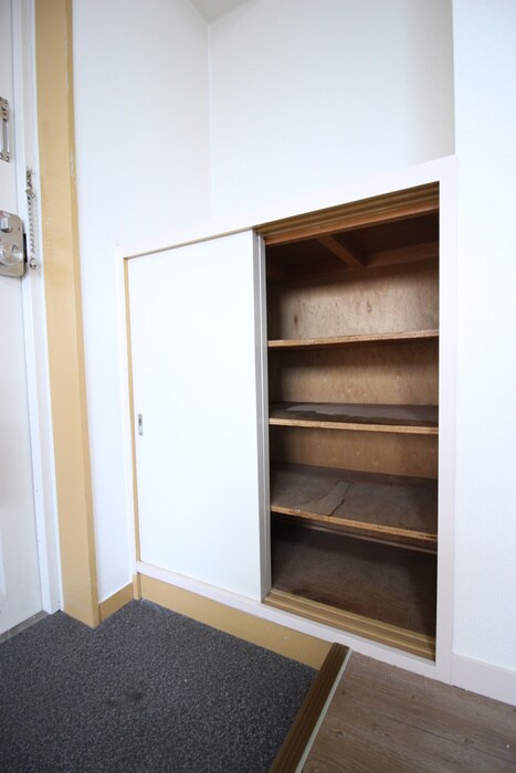 物件内観写真17　(靴箱)