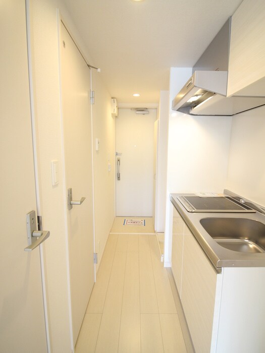 物件内観写真21　(廊下)