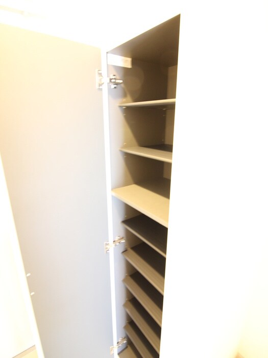 物件内観写真22　(靴箱)