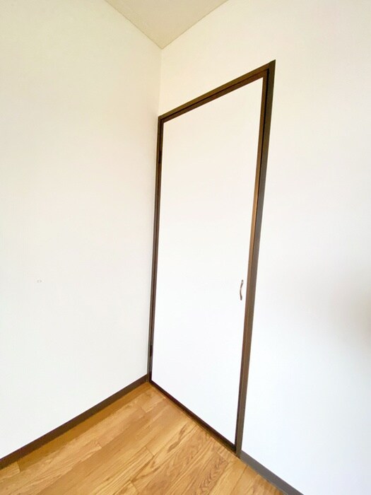 物件内観写真11　(収納)