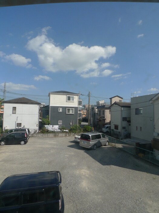 物件内観写真20　(室内からの展望)