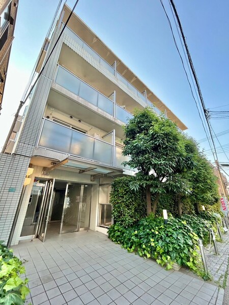 エクセラン池袋外観写真