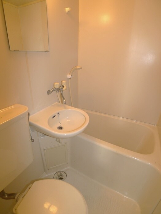 物件内観写真12　(バス／シャワールーム等)