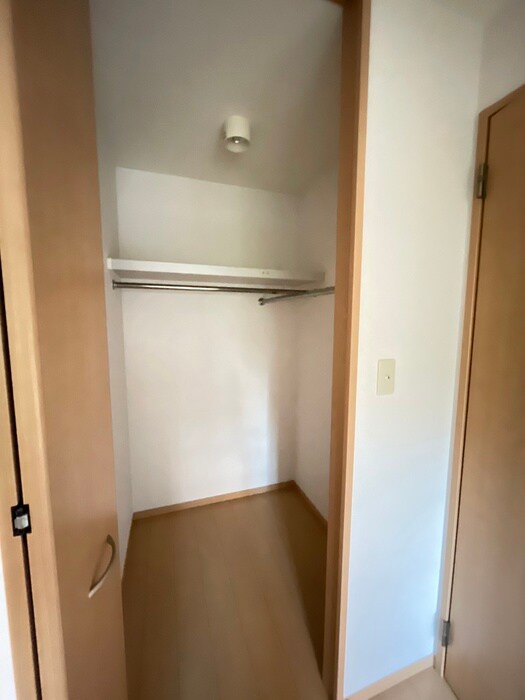 物件内観写真11　(収納)