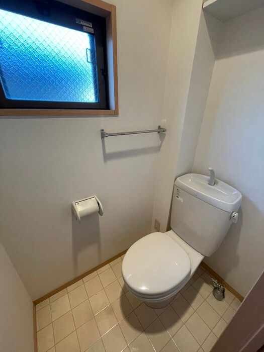物件内観写真16　(トイレ)