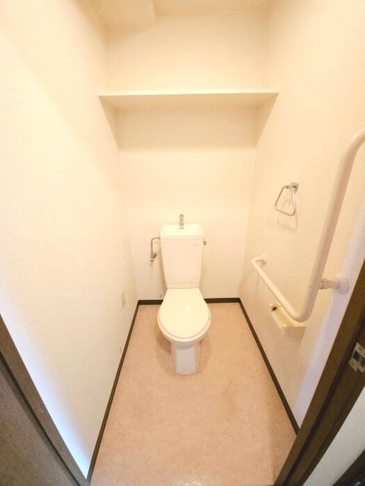 物件内観写真10　(トイレ)