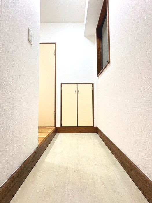 エムエスハイツの玄関