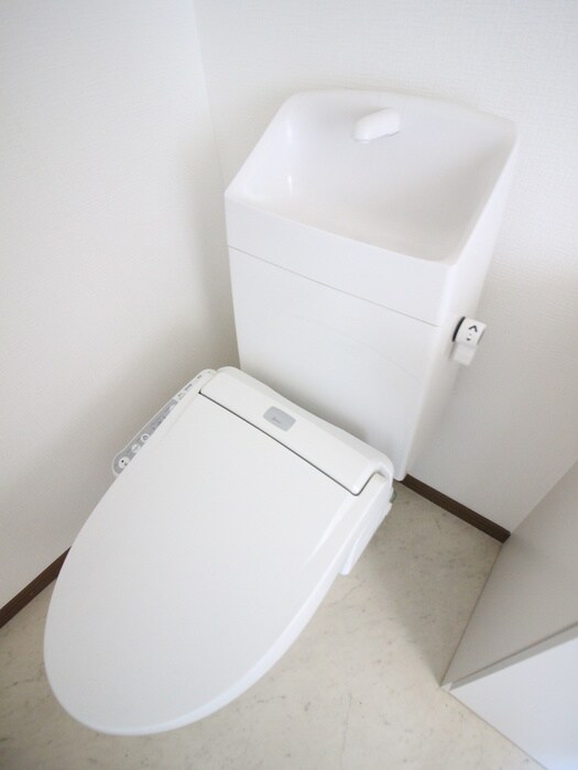 物件内観写真10　(トイレ)