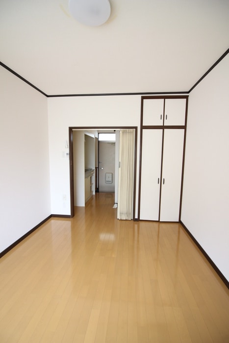 物件内観写真6　(居室)