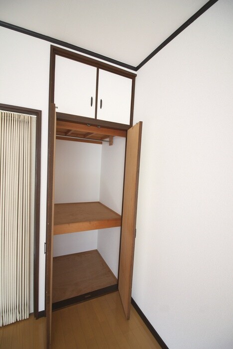 物件内観写真10　(収納)