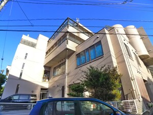 カネナカ第一ビル外観写真