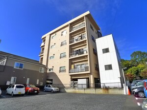 川越三浦マンション（302）外観写真