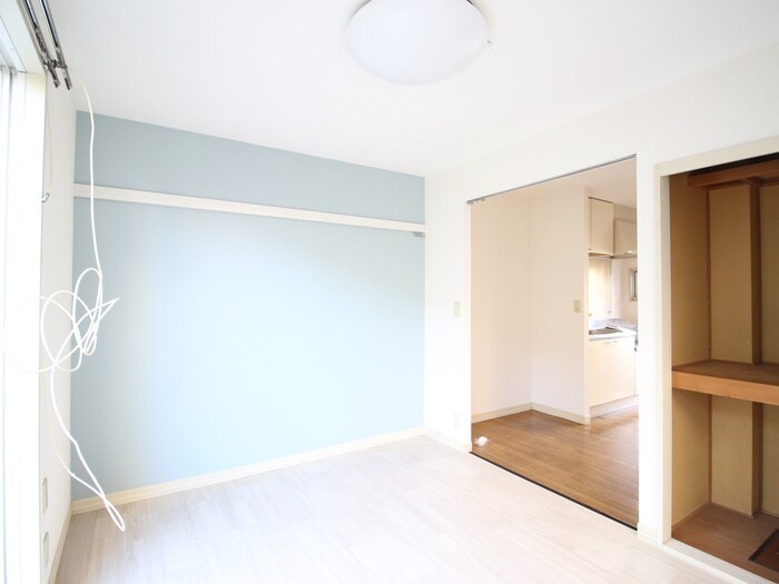 物件内観写真10　(居室)