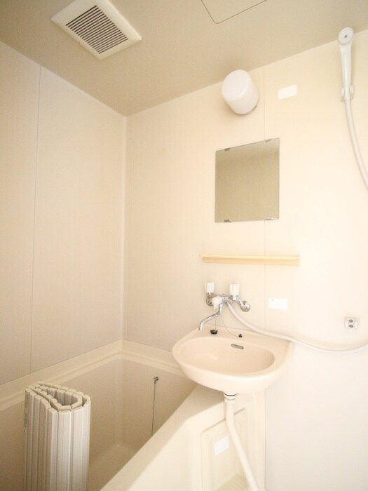 物件内観写真13　(バス／シャワールーム等)