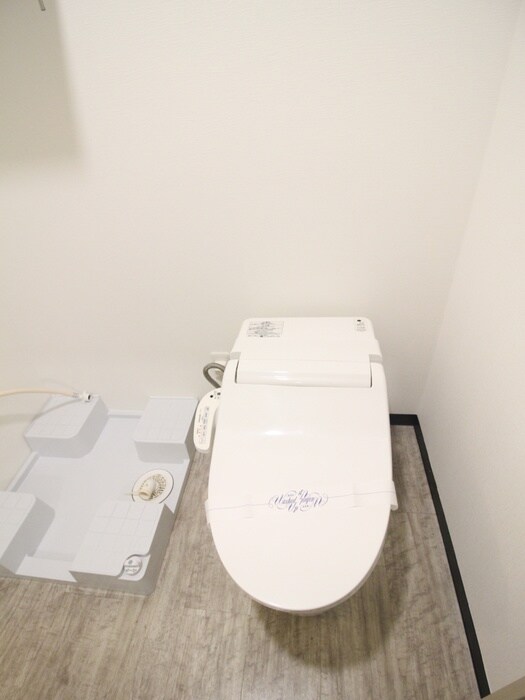 物件内観写真14　(トイレ)