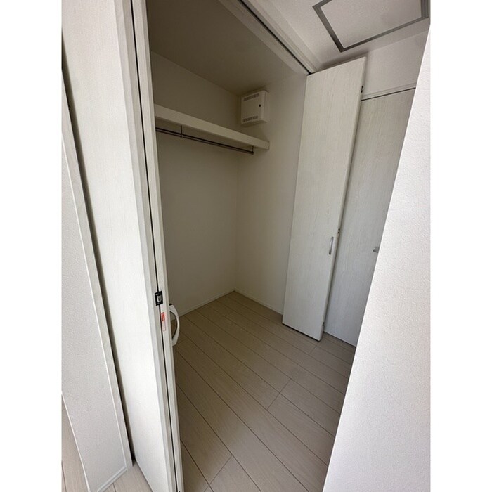 物件内観写真11　(収納)