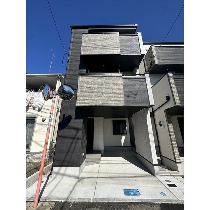 物件内観写真17　(玄関)