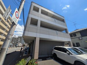 アイリスハイム外観写真