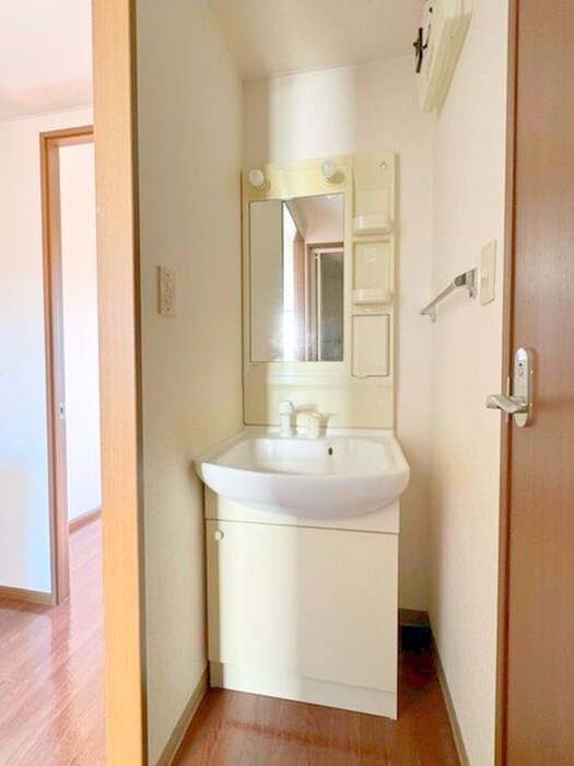 物件内観写真15　(洗面)