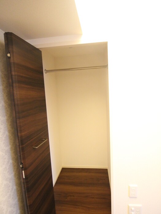 物件内観写真13　(収納)