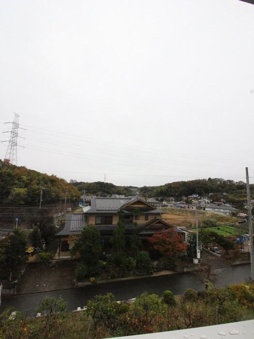 物件内観写真15　(室内からの展望)