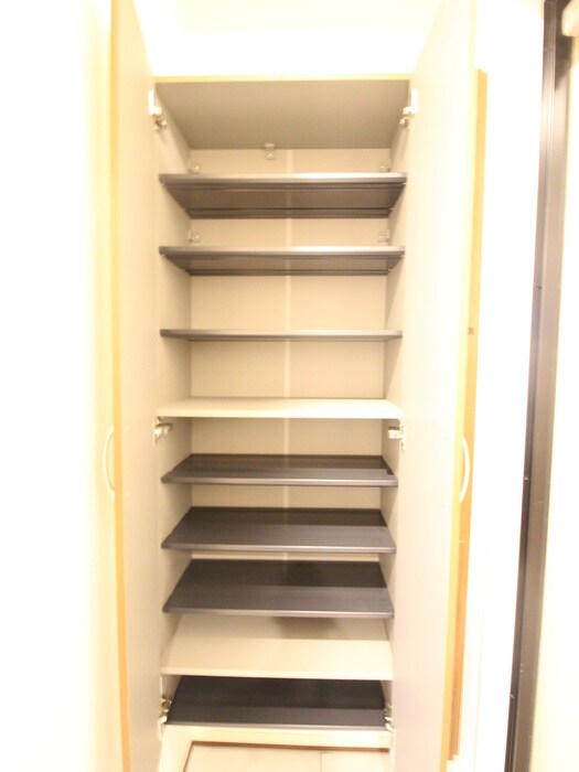 物件内観写真17　(靴箱)