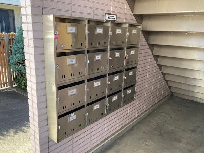 物件外観写真4　(建物設備)