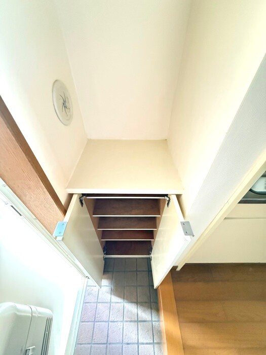 物件内観写真19　(靴箱)
