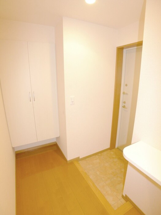 物件内観写真16　(靴箱)