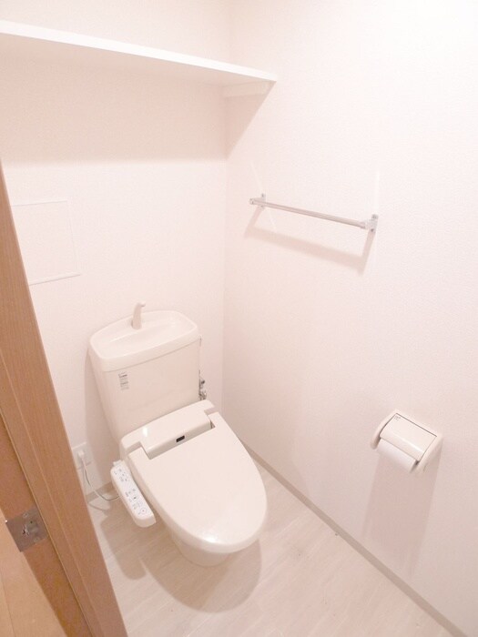 物件内観写真18　(トイレ)